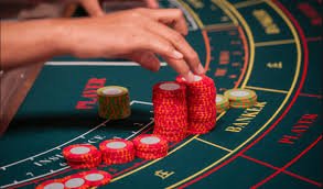Meja video poker pdf2go bernuansa ungu